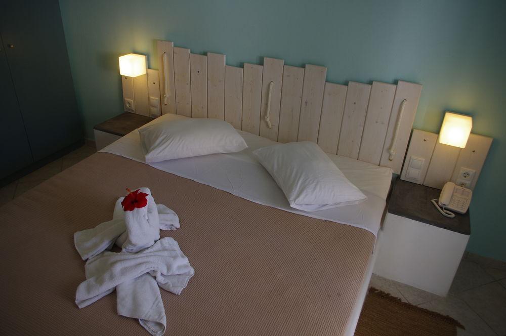 Iris Boutique Hotel Kamári Kültér fotó