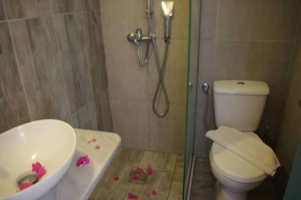 Iris Boutique Hotel Kamári Kültér fotó