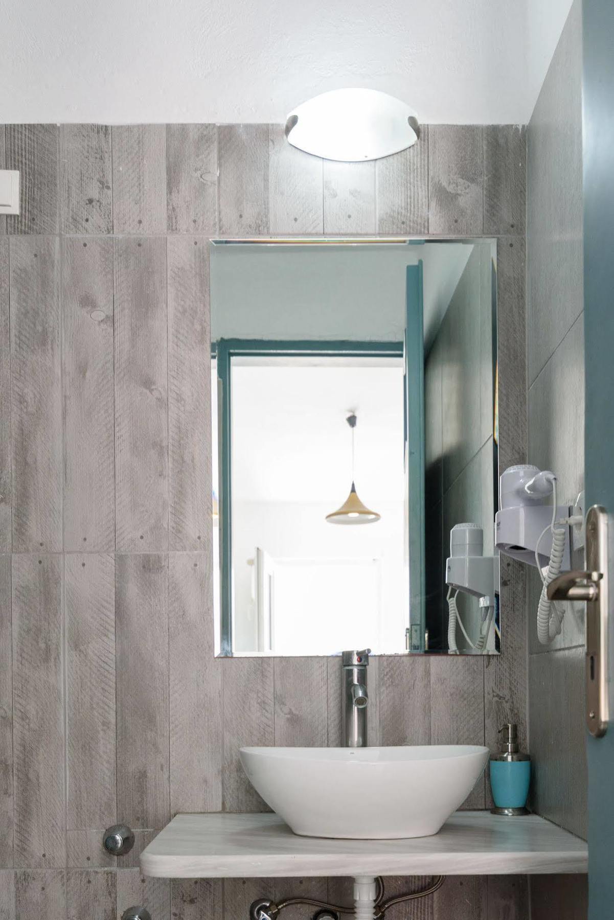 Iris Boutique Hotel Kamári Kültér fotó