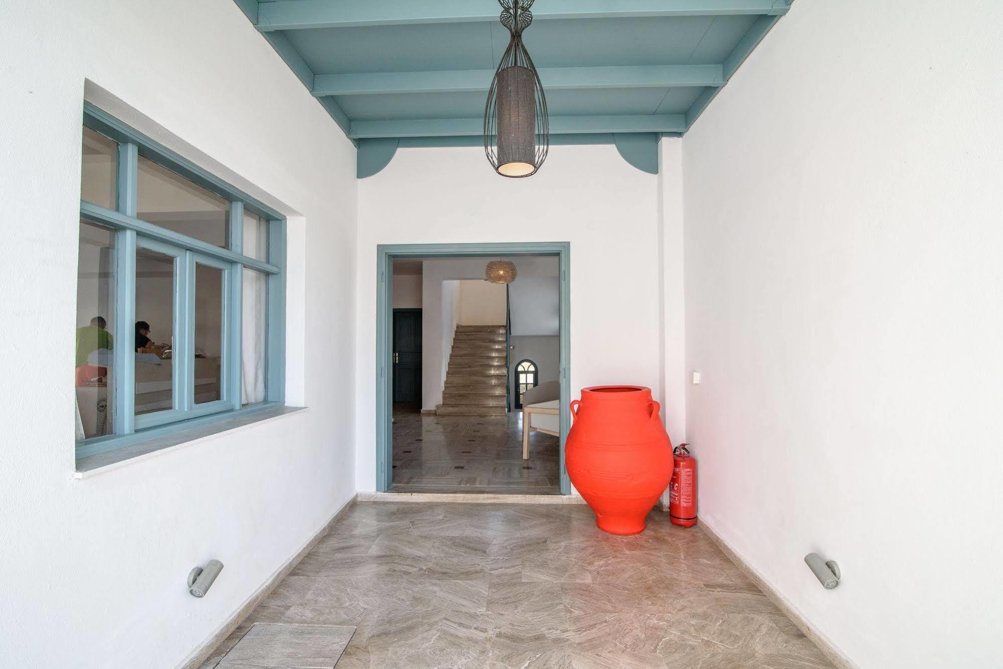 Iris Boutique Hotel Kamári Kültér fotó