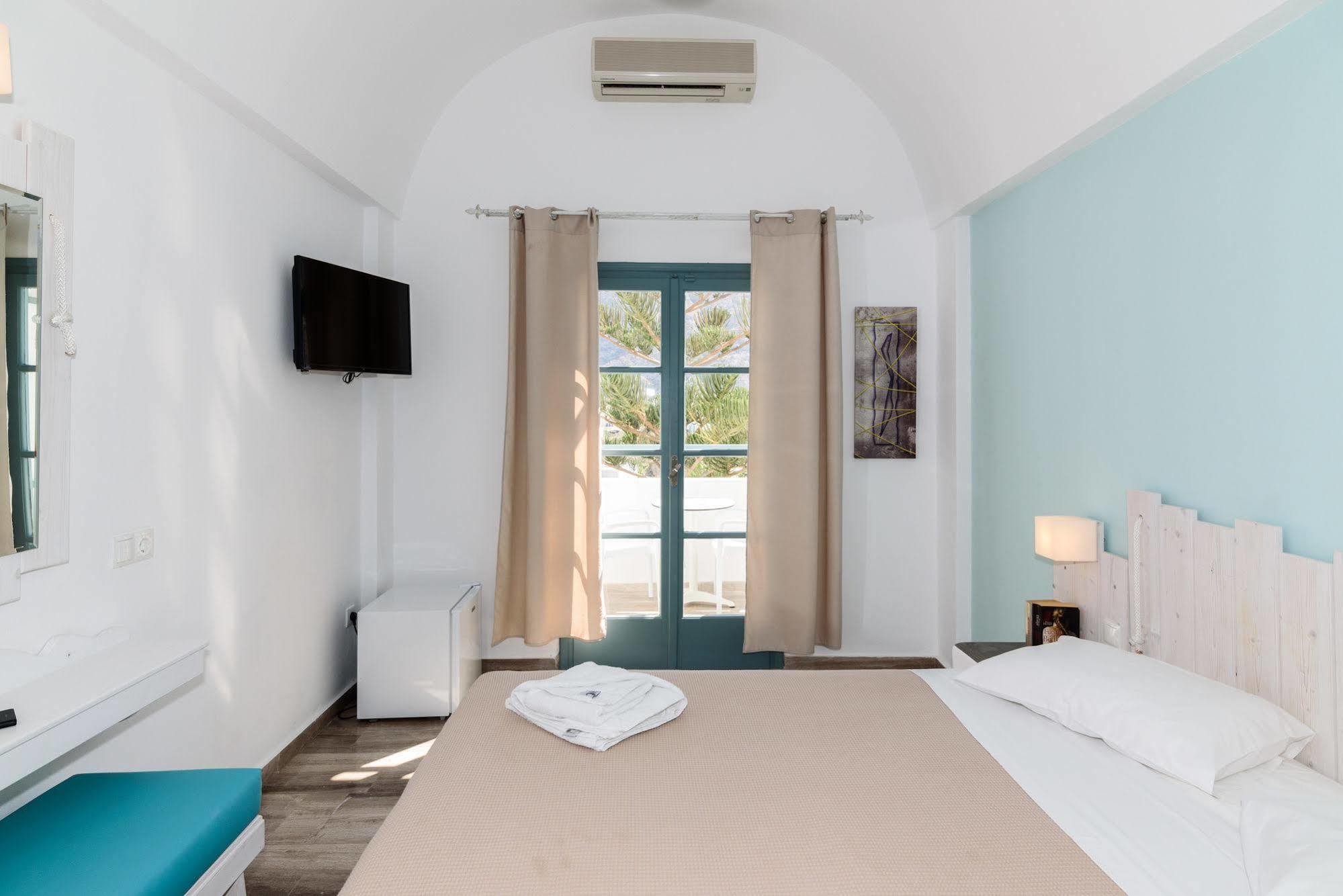 Iris Boutique Hotel Kamári Kültér fotó