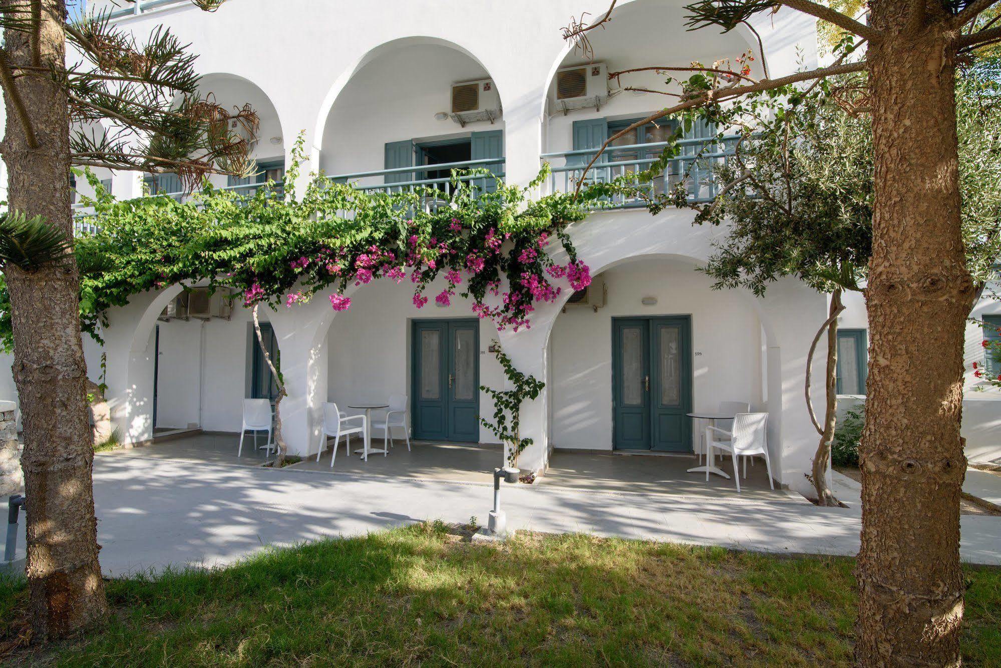 Iris Boutique Hotel Kamári Kültér fotó